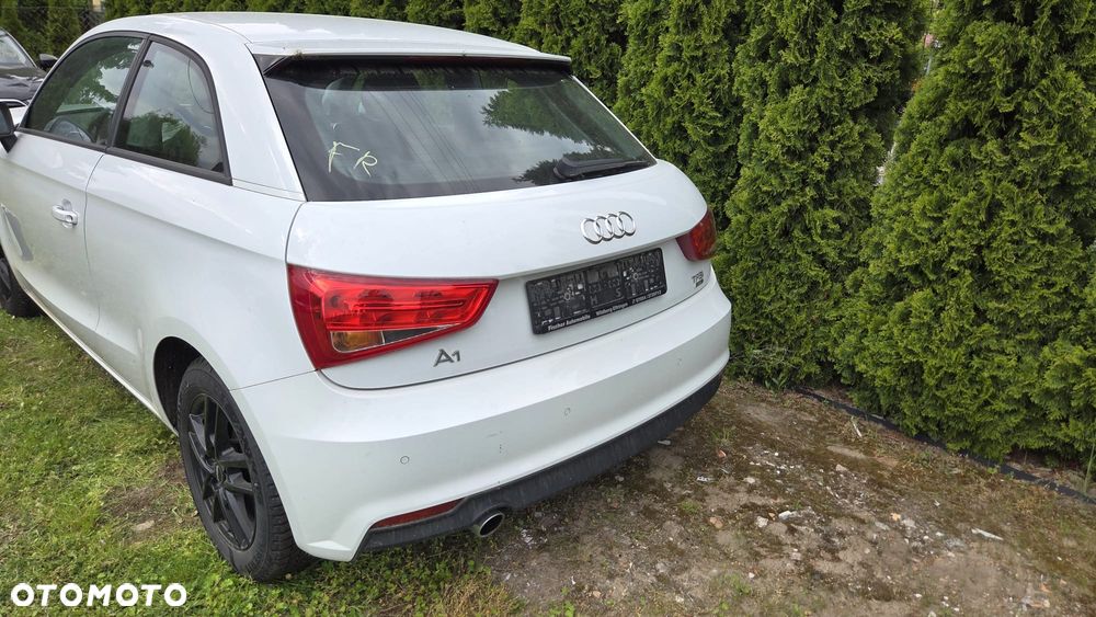 Audi A1 3-drzwiowe 1.0 TFSI ultra sport - 3