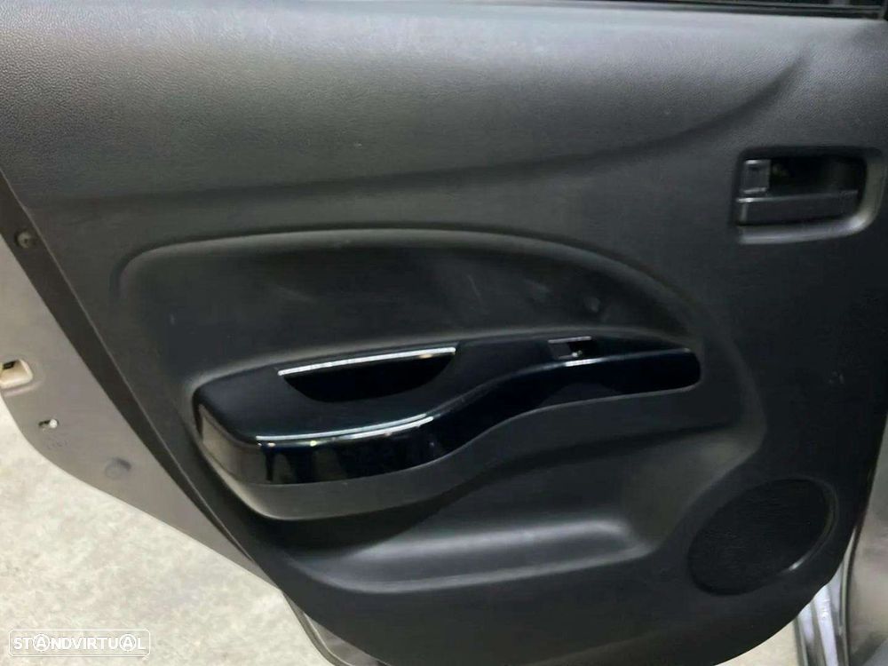 Mitsubishi Space Star 1.2 Intense - 20