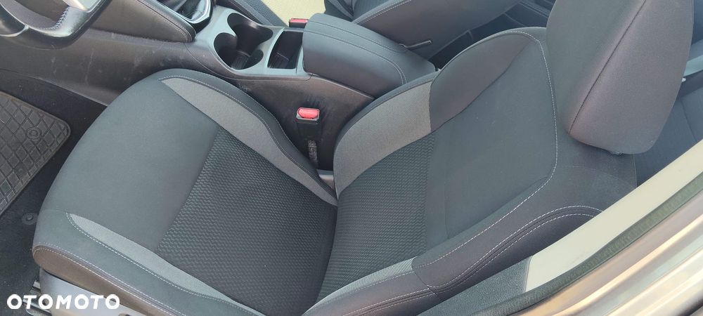 Nissan Qashqai 1.2 DIG-T Acenta EU6 - 19