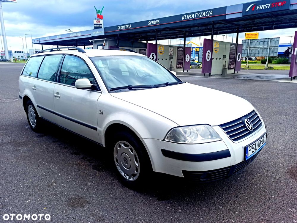 Volkswagen Passat 1.9 TDI Highline - 2