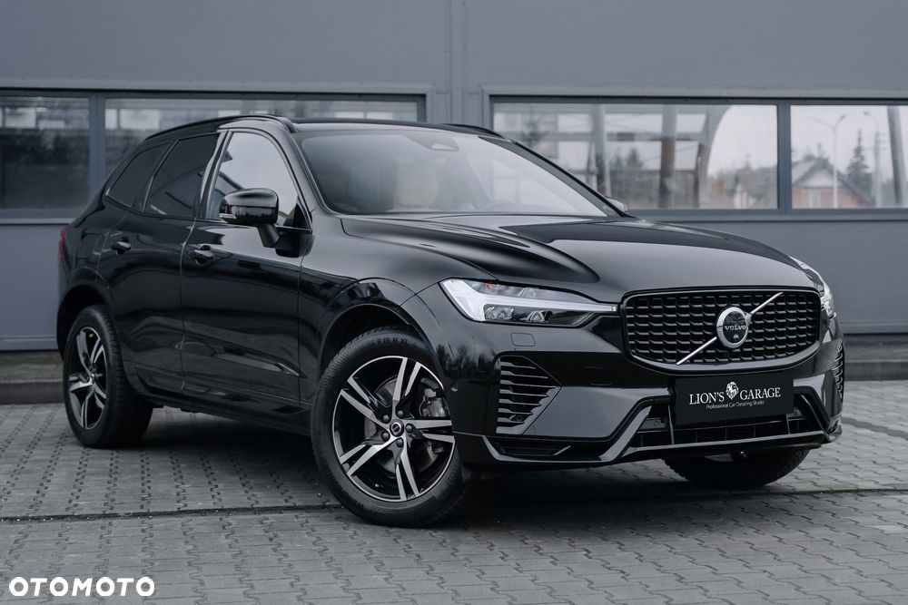 Volvo XC 60 T8 Plug-In Hybrid AWD Ultimate Dark - 3