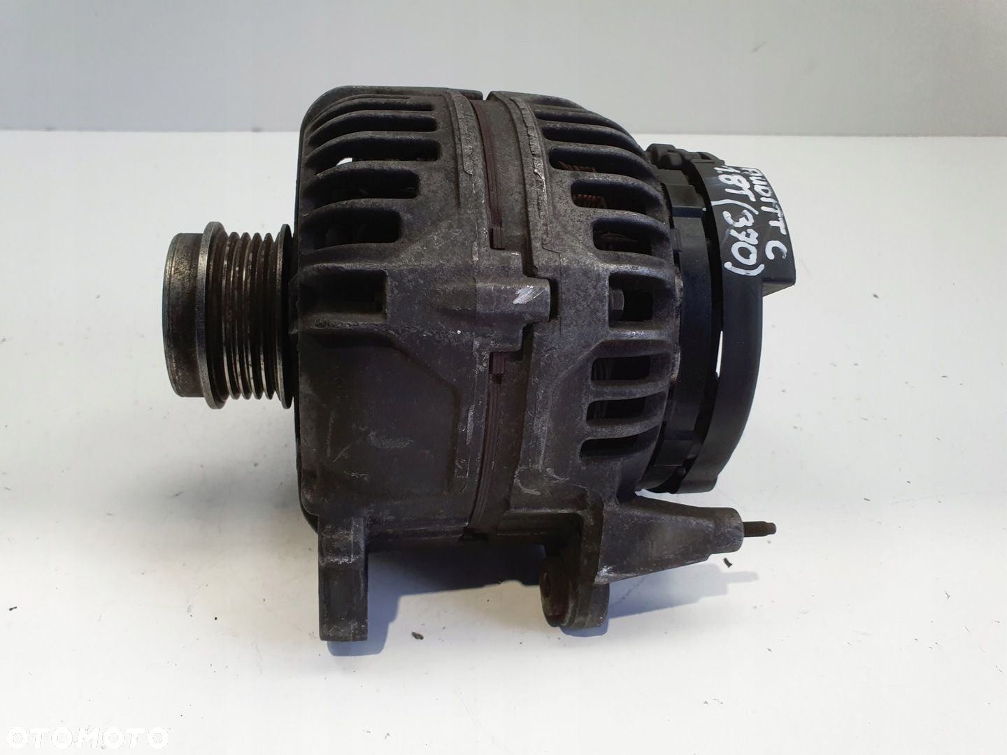 Audi A4 B5 1.9 TDI ALTERNATOR bosch 028903029B 120A - 4