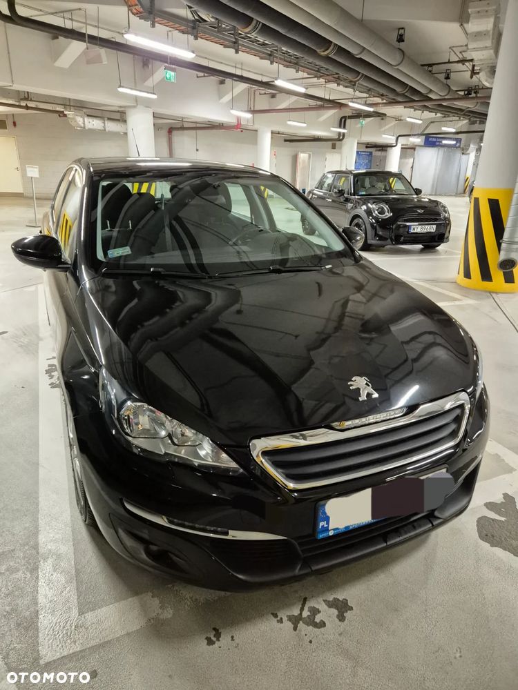Peugeot 308 - 1