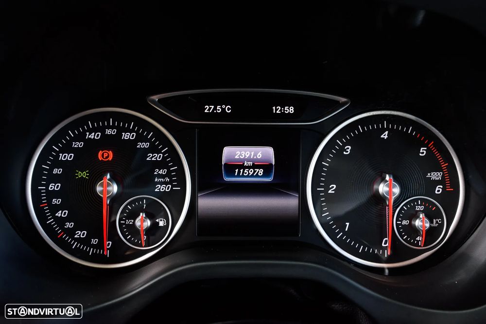 Mercedes-Benz A 180 d BlueEFFICIENCY Edition - 15