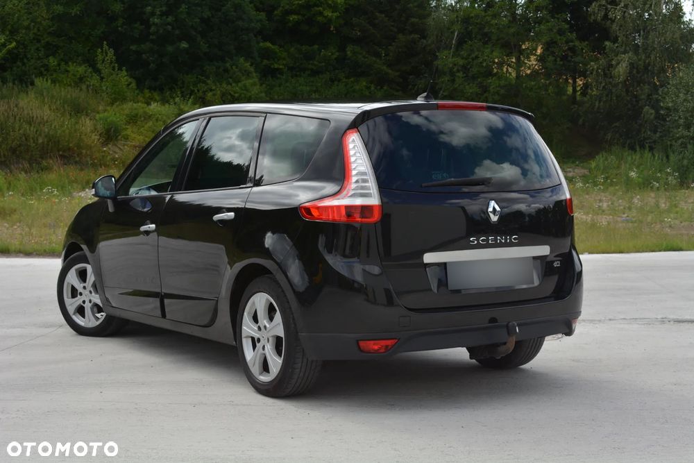 Renault Scenic - 8