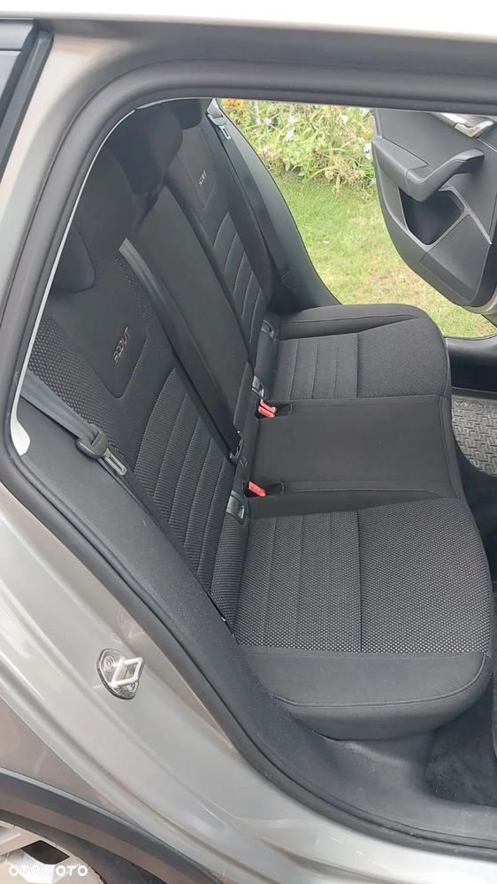 Skoda Octavia Scout 2.0 TDI 4x4 DSG - 13