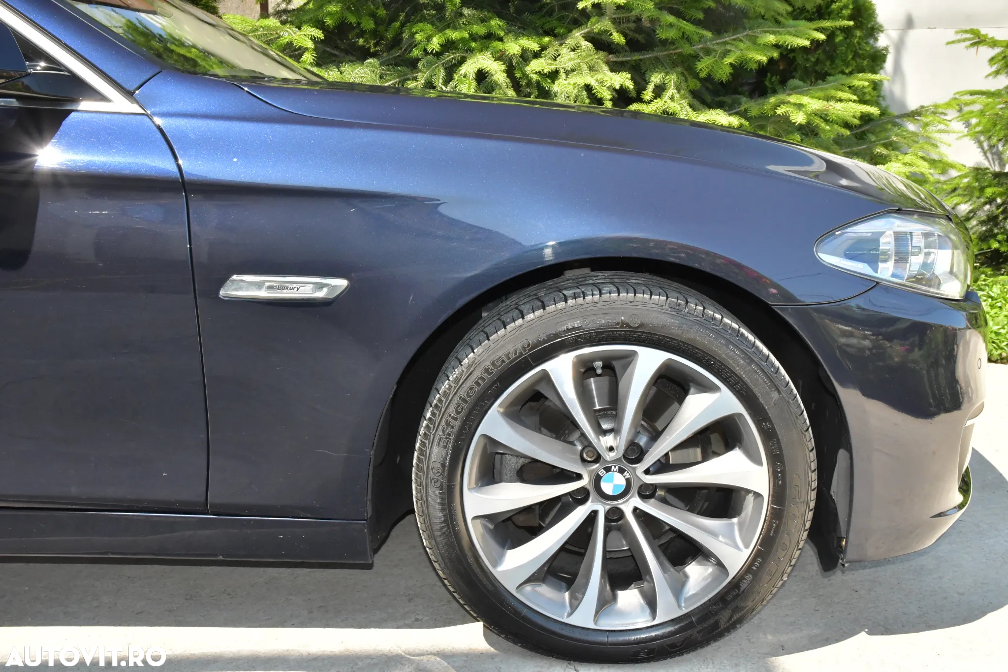 BMW Seria 5 520d xDrive AT - 9