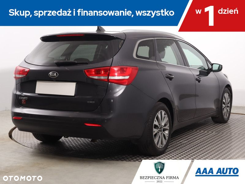 Kia Ceed - 6