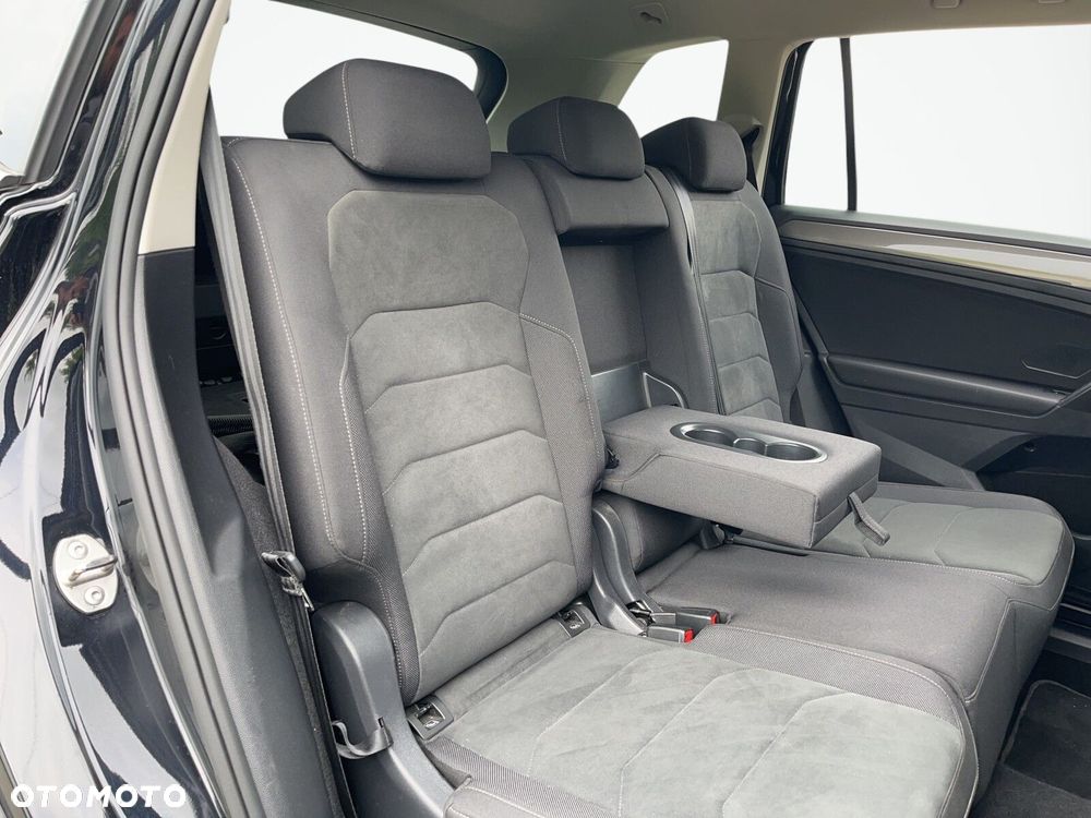Volkswagen Tiguan Allspace - 16
