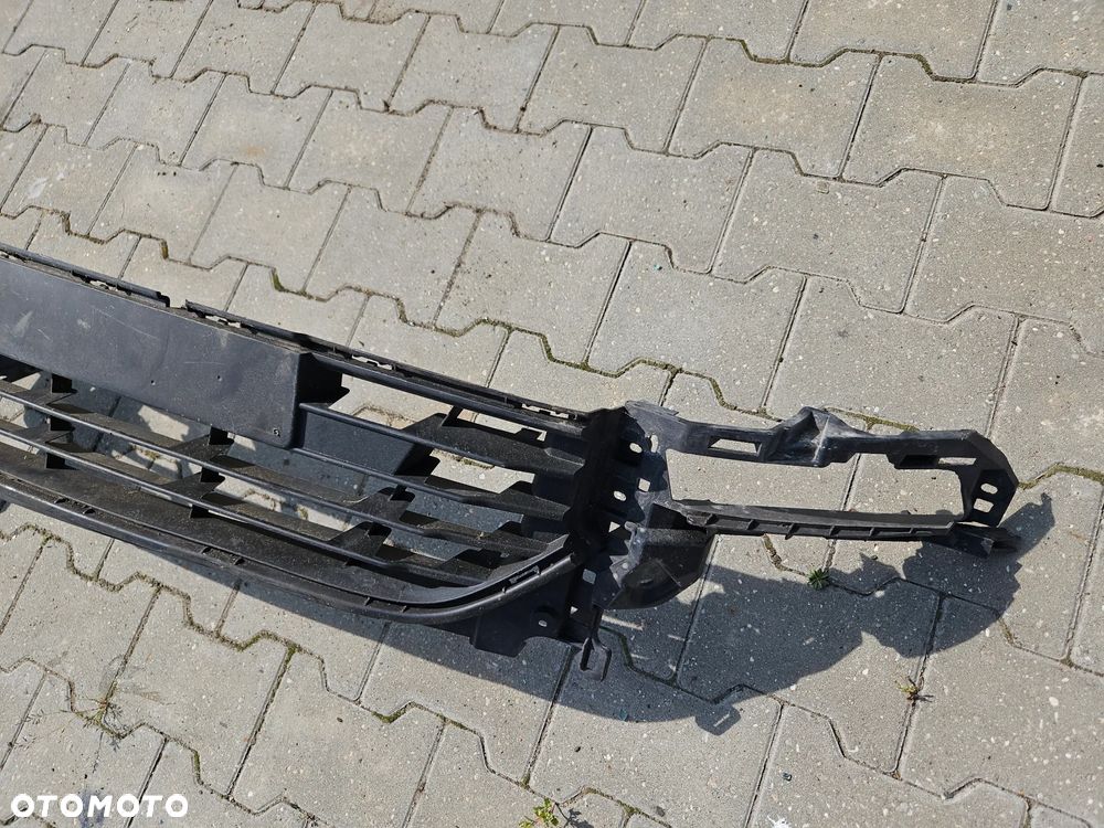 Kratka zderzaka przód atrapa Renault Clio IV Lift 2019r kombi 622542412R - 3