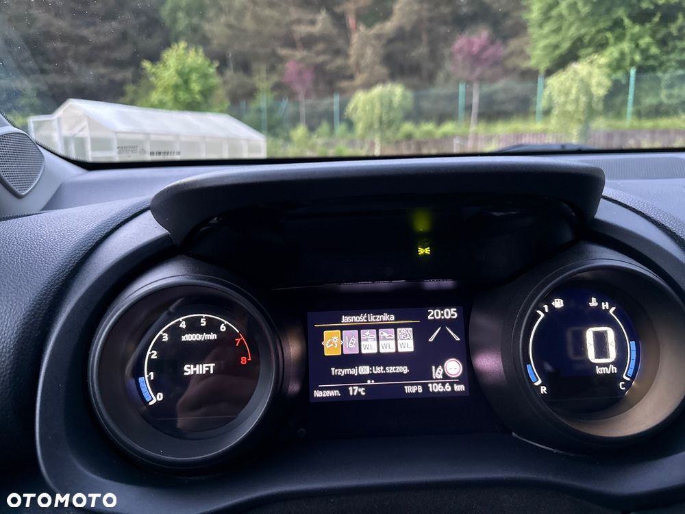 Toyota Yaris 1.5 Comfort - 15