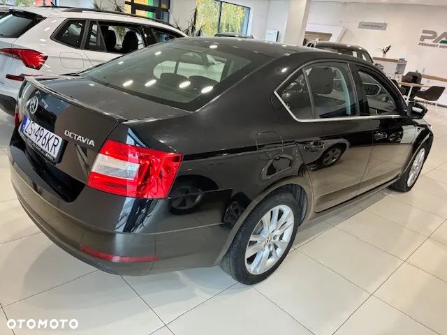 Skoda Octavia 2.0 TSI Style DSG - 6