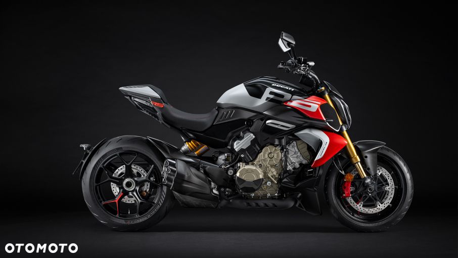Ducati Diavel - 2