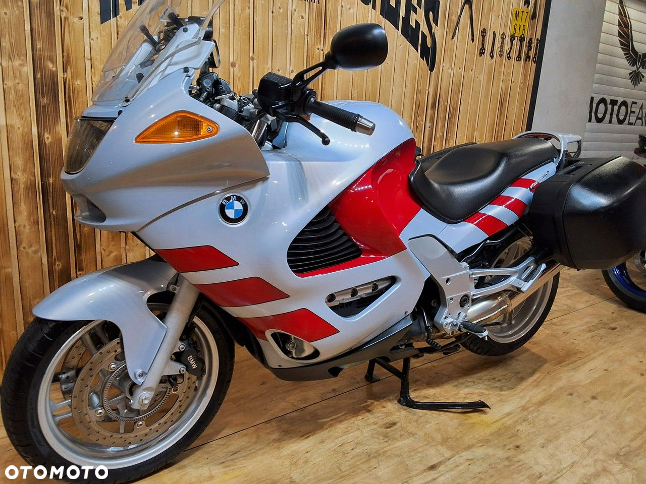BMW K - 19