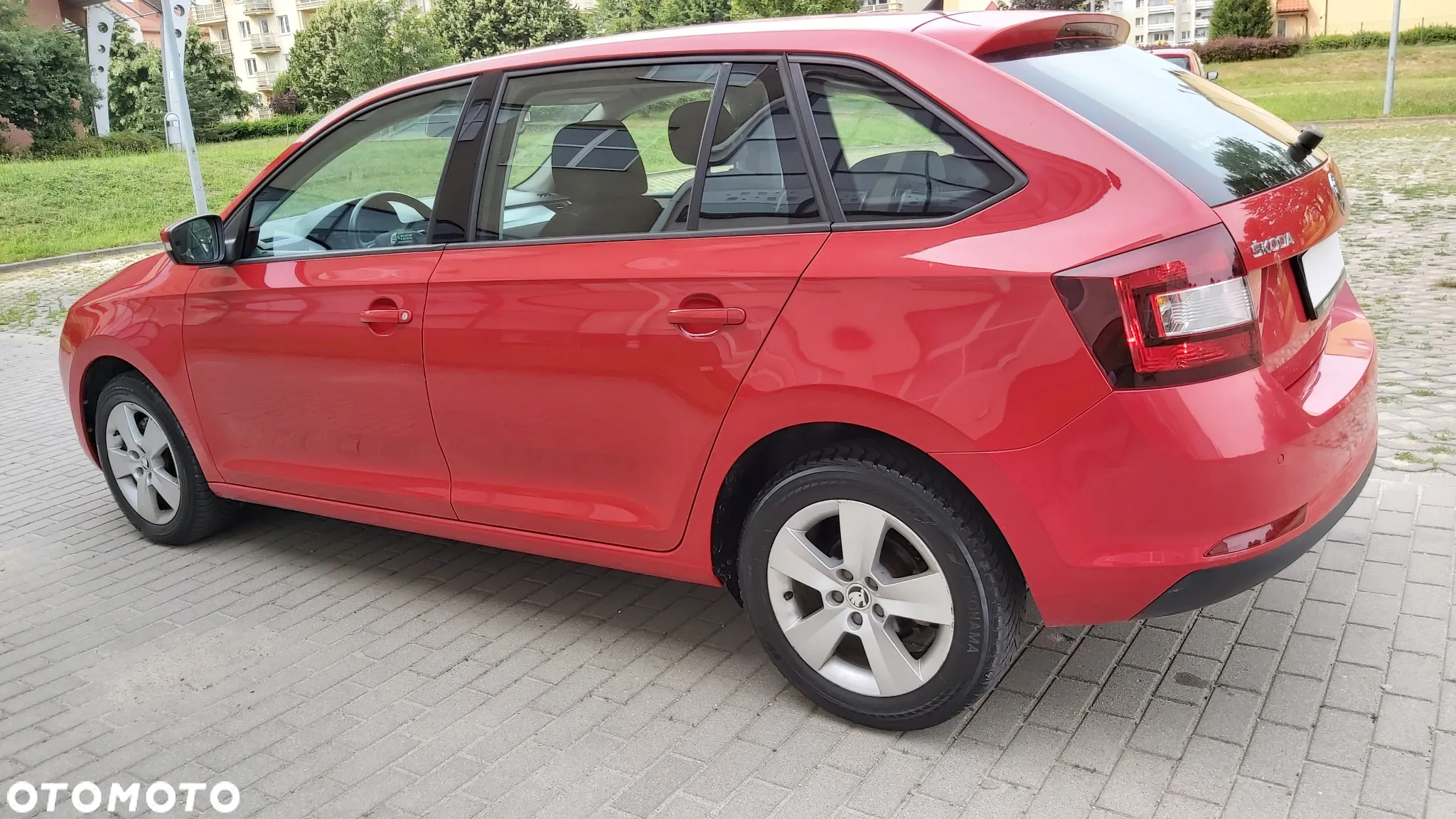 Skoda RAPID Spb 1.0 TSI Active - 14