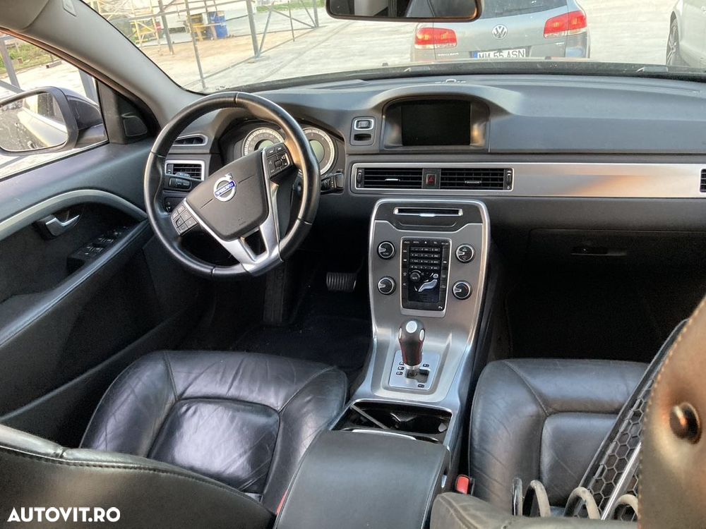 Dezmembrez Volvo S80 2 2.0D automat Euro 5 2012 - 7