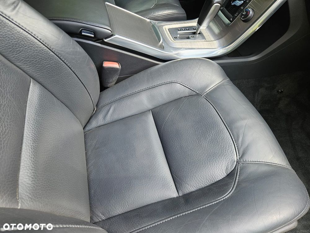 Volvo XC 70 2.4D AWD Summum - 31