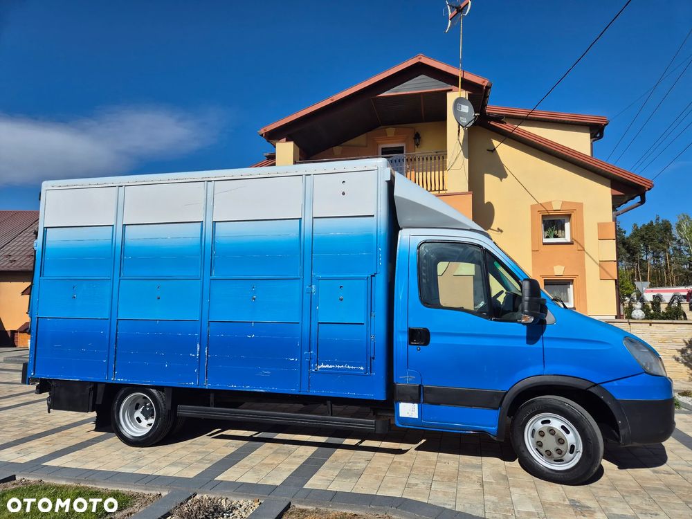 Iveco DAILY 40C18 180KM DO PRZEWOZU ZWIERZAT BYDŁA KONIOWÓZ - 4