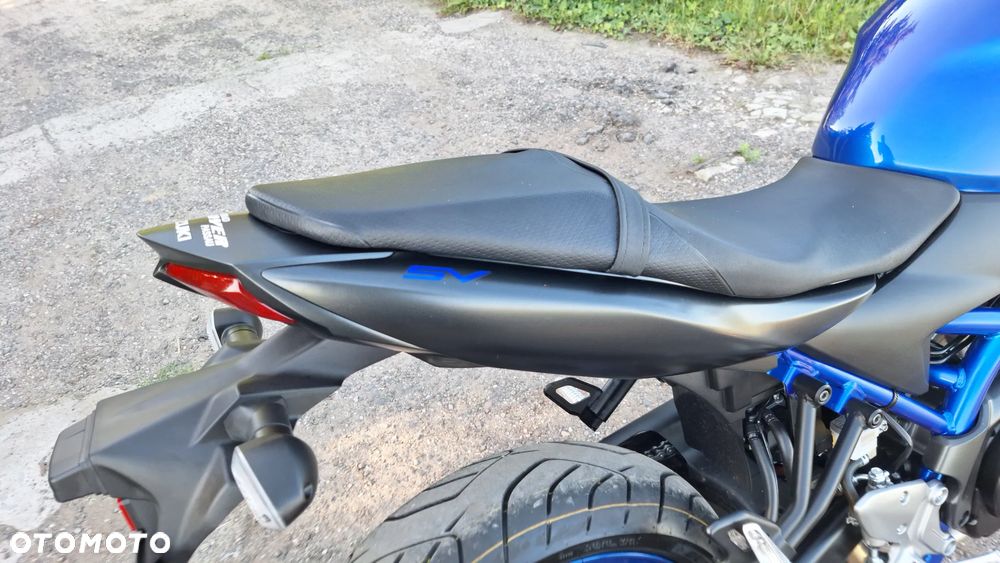 Suzuki SV - 4