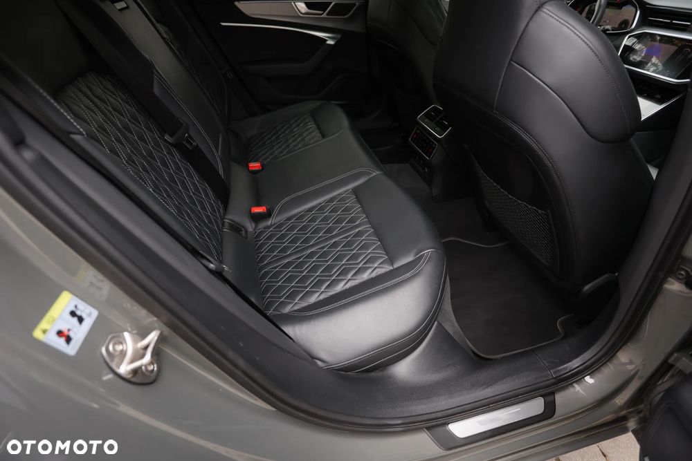 Audi A6 Avant 40 TDI quattro S tronic S line - 30