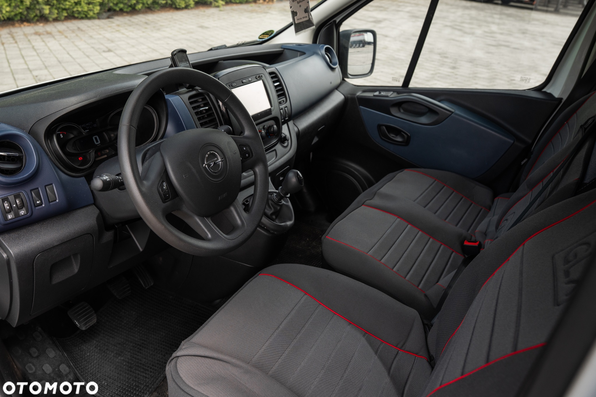 Opel Vivaro - 6