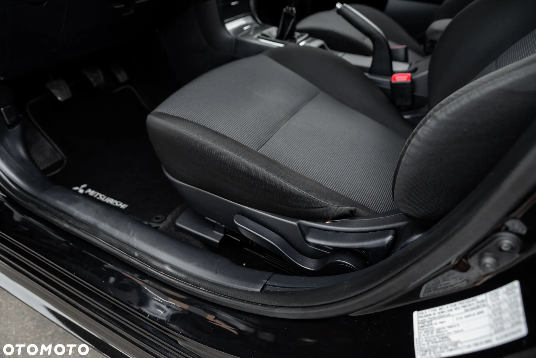 Mitsubishi Lancer 1.8 Inform - 30