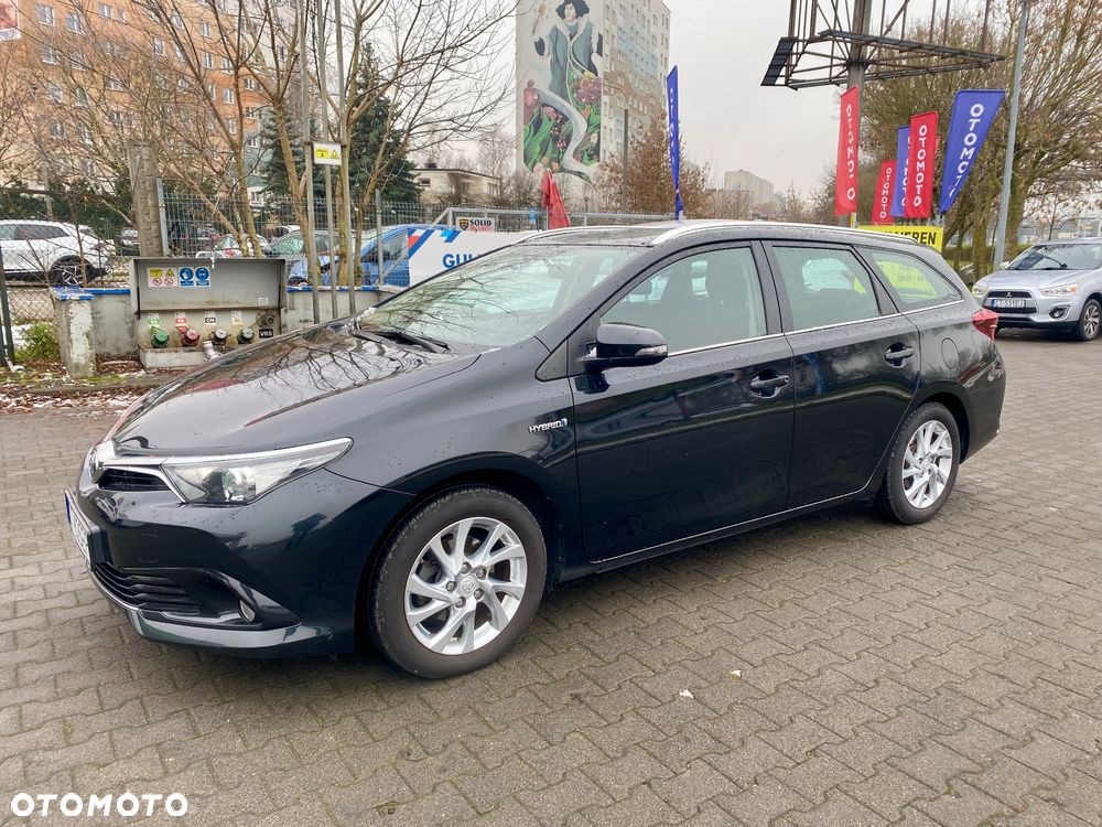 Toyota Auris - 1