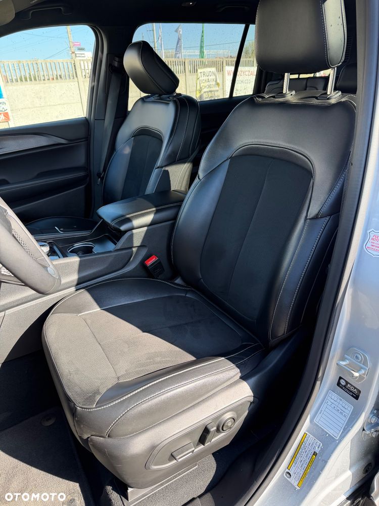 Jeep Grand Cherokee 3.6 V6 Pentastar 4WD Automatik Laredo - 17