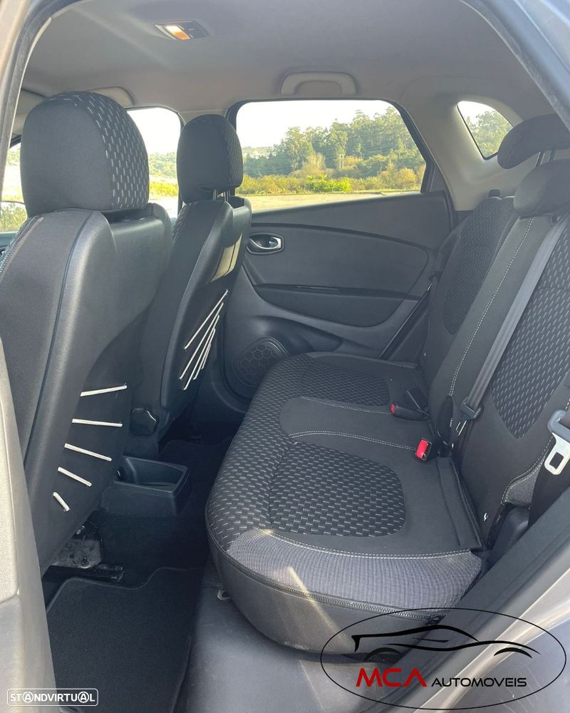 Renault Captur 0.9 TCE Exclusive - 25