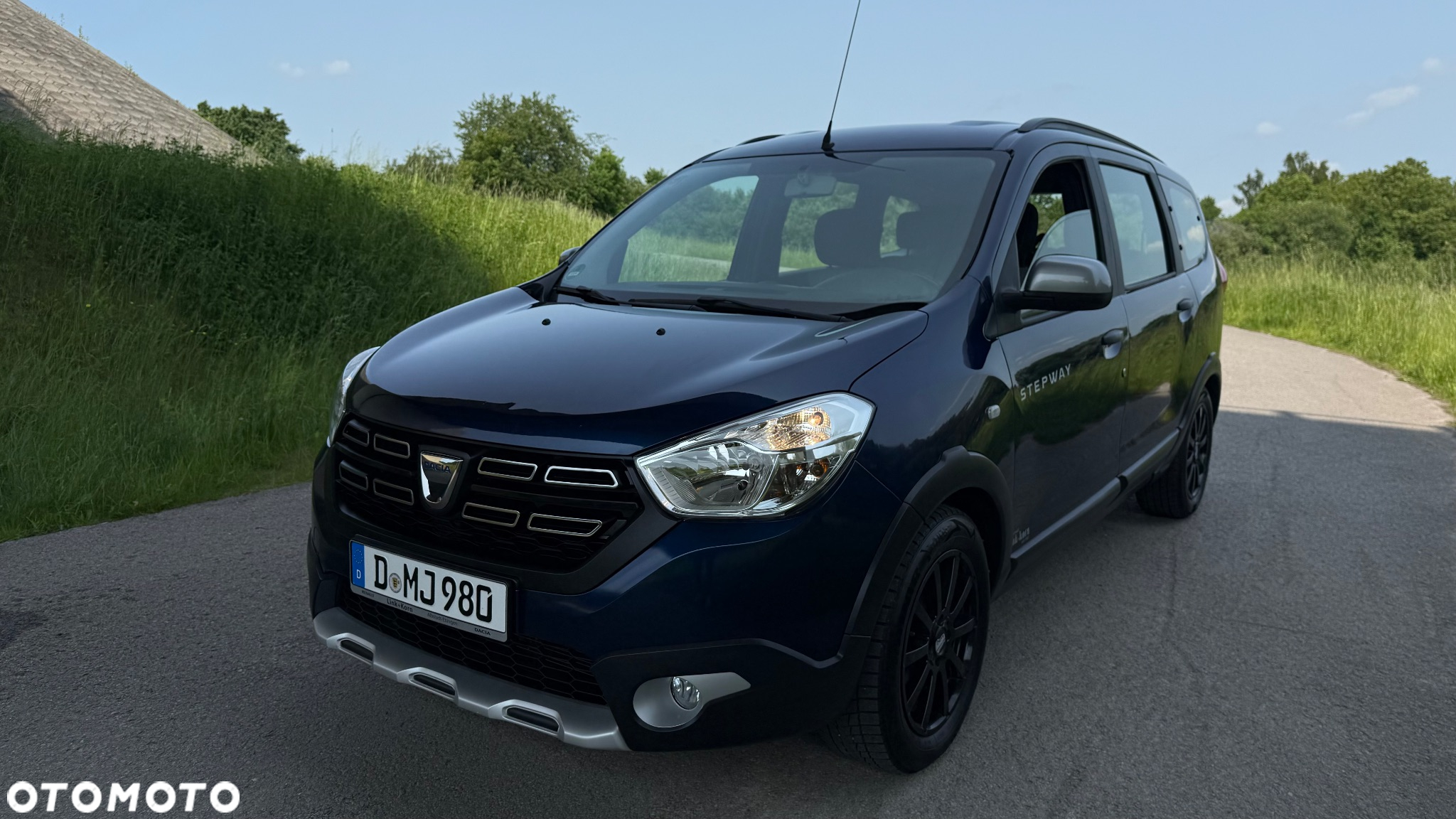 Dacia Lodgy 1.6 SCe Access S&S - 3