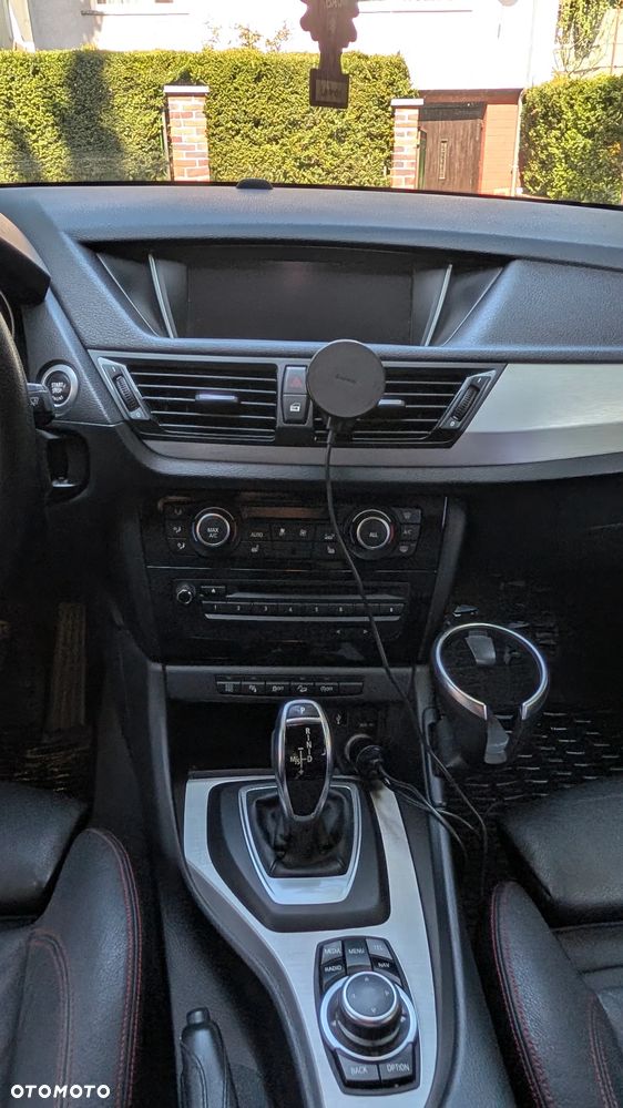 BMW X1 xDrive20d Sport Line - 10