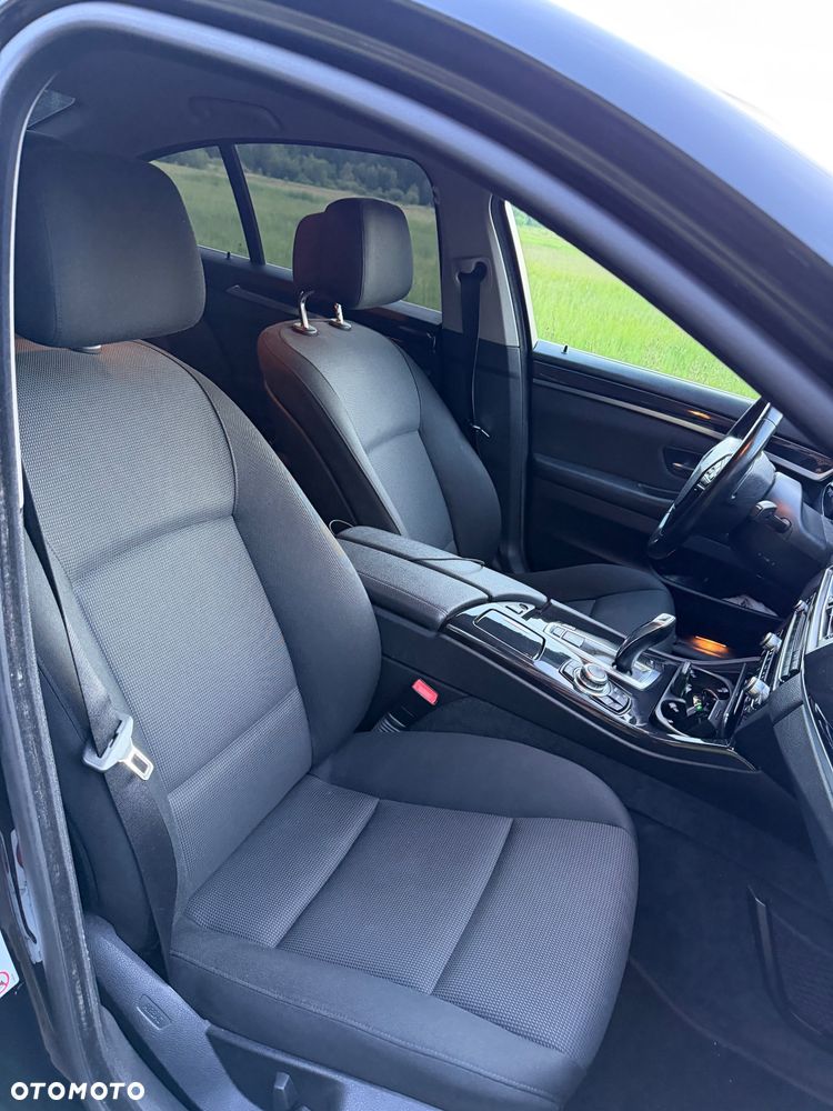 BMW Seria 5 520d - 15