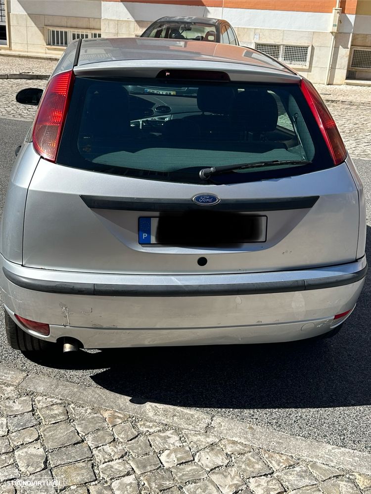 Ford Focus 1.8 TDCi Ghia - 9