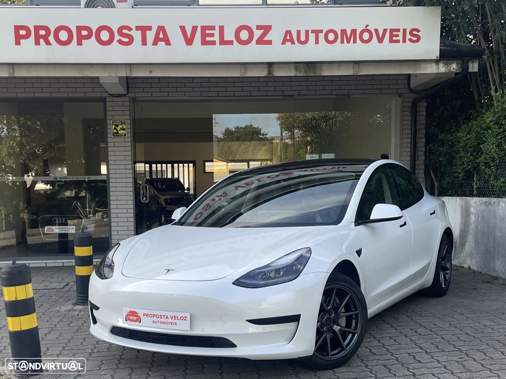 Tesla Model 3 Standard Range Plus RWD - 2