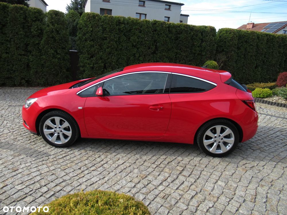 Opel Astra 1.4 Turbo - 11