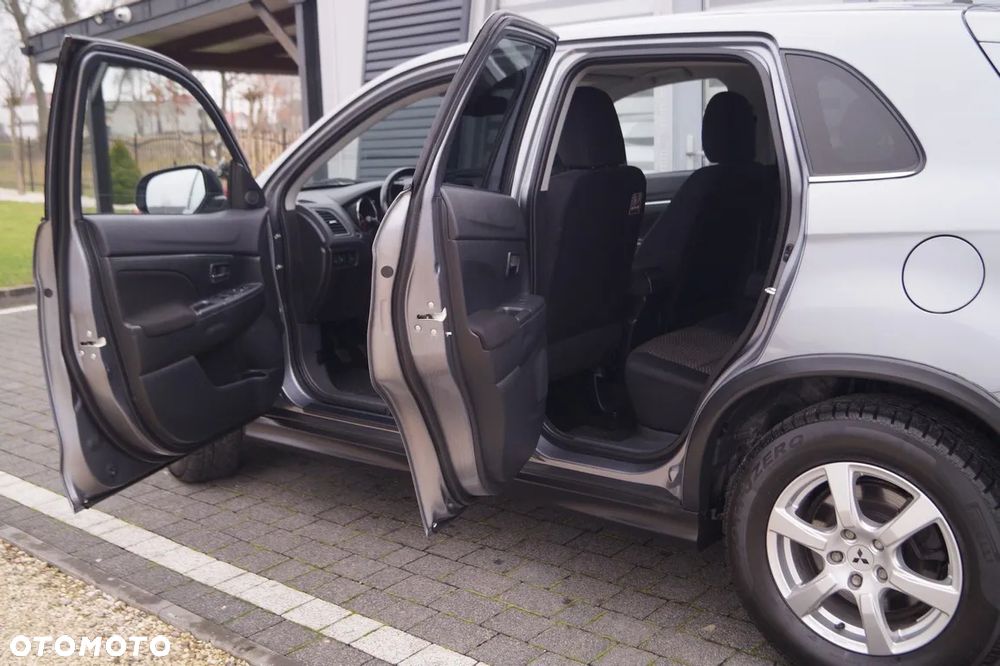 Mitsubishi ASX 1.6 DID Invite AS&G - 12