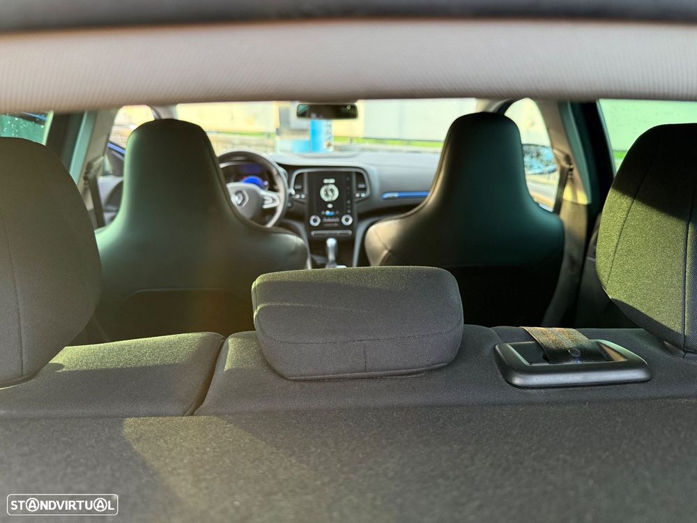 Renault Mégane 1.2 TCE GT Line EDC J18 - 23