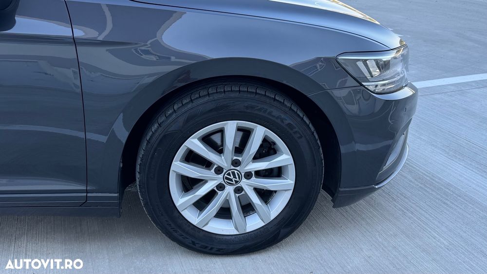 Volkswagen Passat 2.0 TDI DSG (BlueMotion Technology) Comfortline - 13