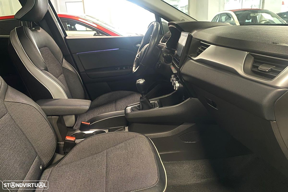 Renault Captur 1.0 TCe Techno - 11