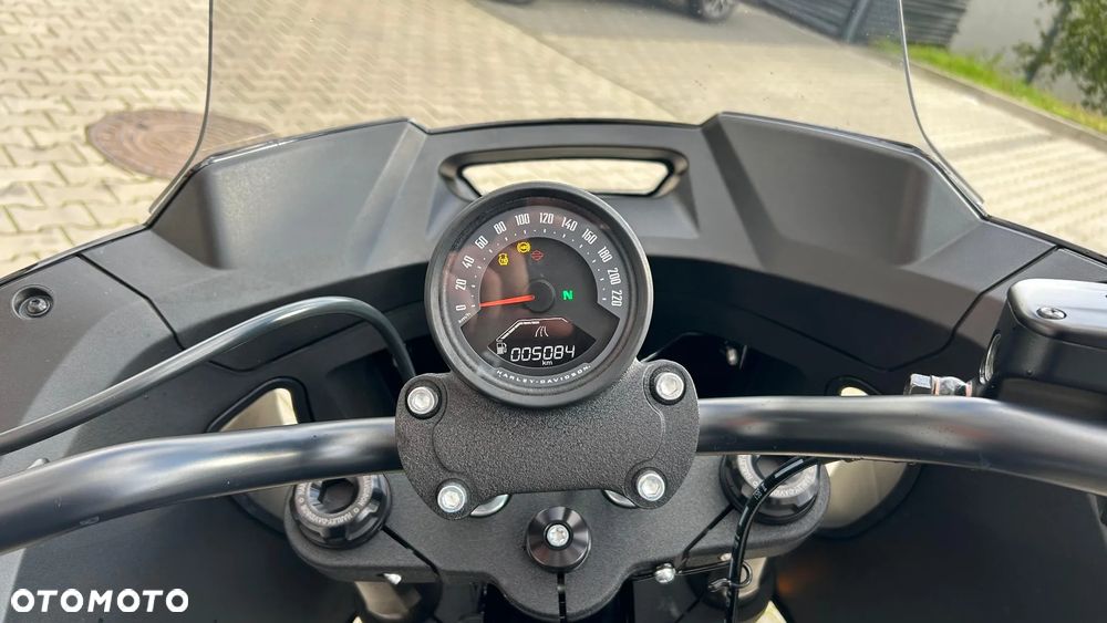 Harley-Davidson Softail Low Rider - 10