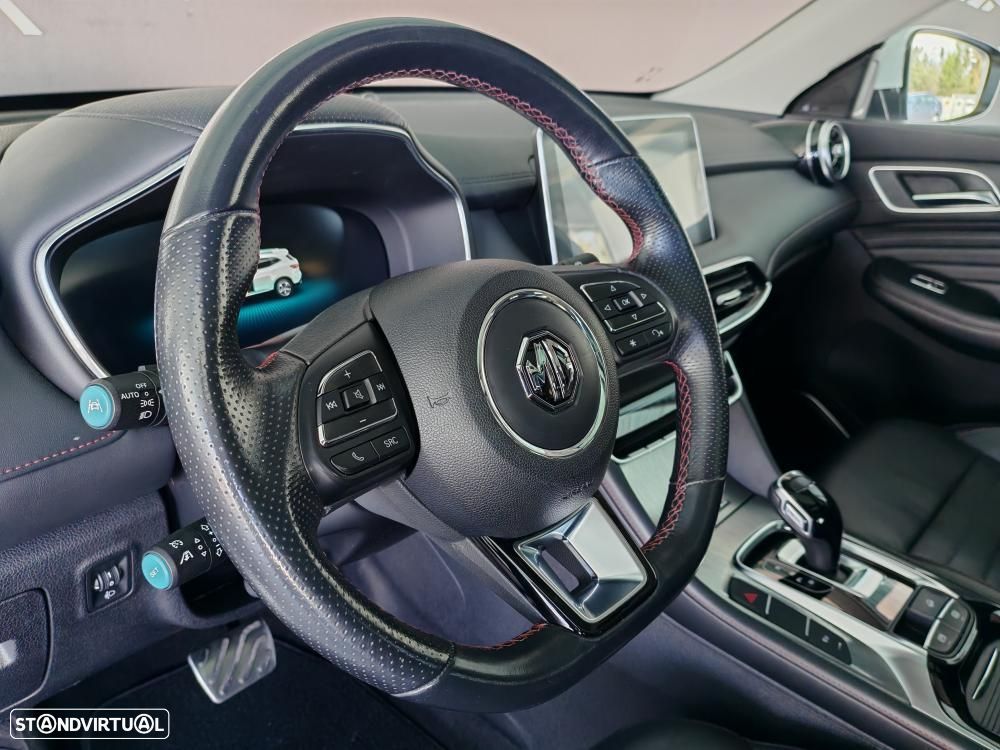 MG EHS 1.5 T-GDI Plug-in Hybrid Luxury - 16