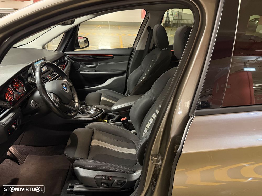 BMW 218 Gran Tourer d Aut. Sport Line - 7
