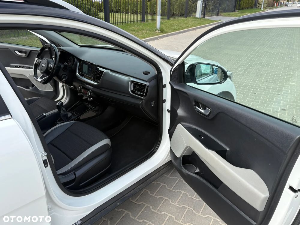 Kia Stonic 1.0 T-GDI L - 8