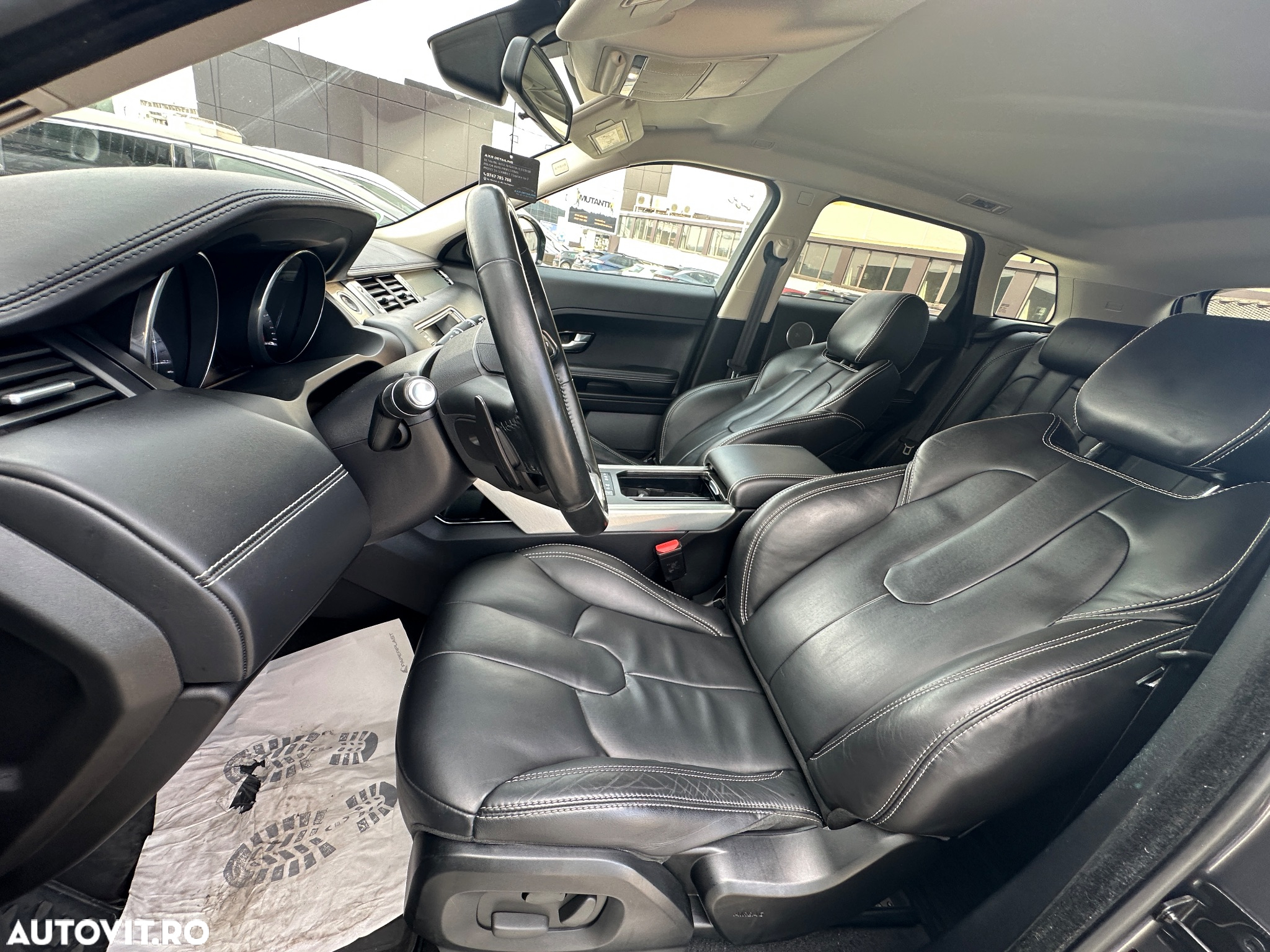 Land Rover Range Rover Evoque - 9