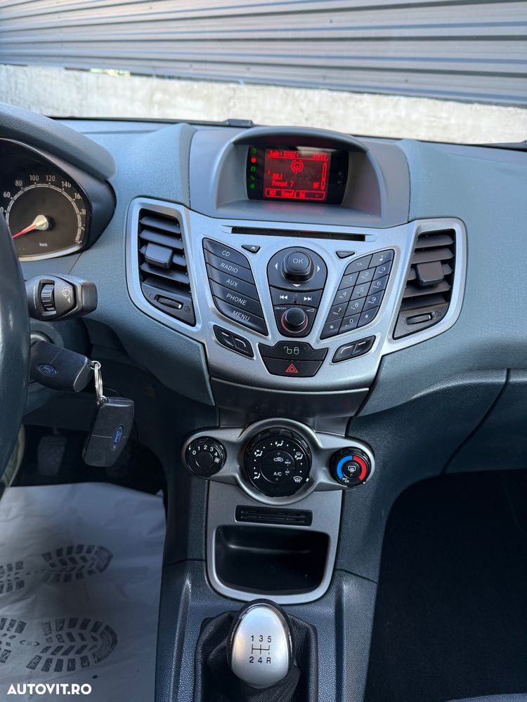 Ford Fiesta 1.6 TDCI Econetic Trend - 11