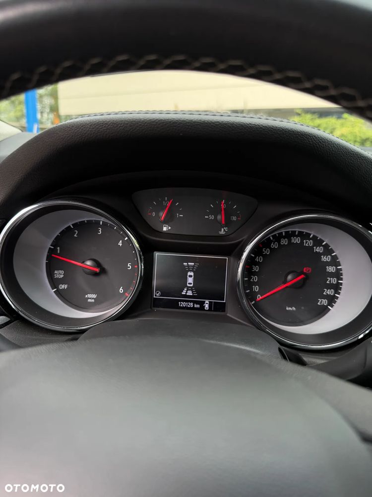 Opel Insignia Sports Tourer 2.0 Diesel Edition - 14