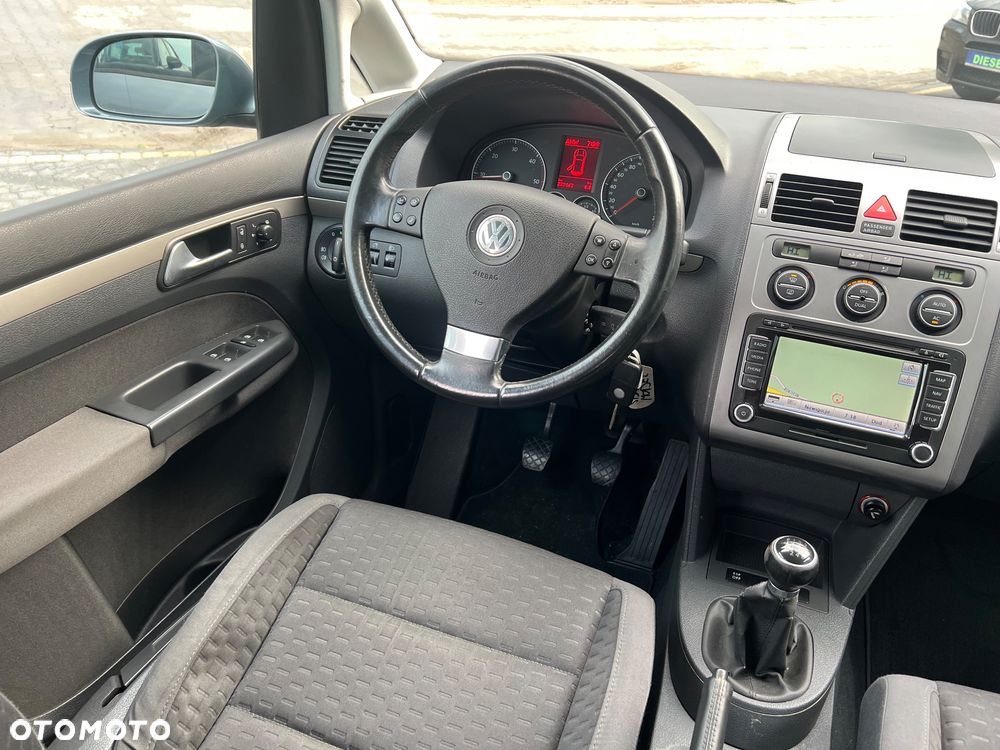 Volkswagen Touran 2.0 TDI Trendline - 18