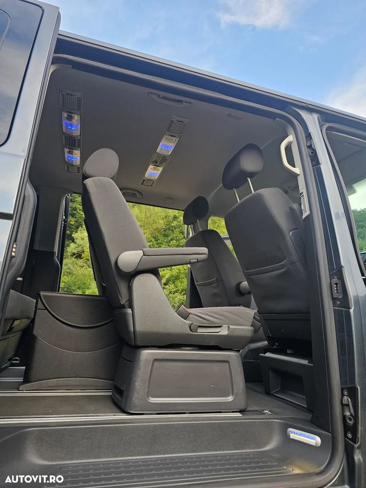 Volkswagen Multivan - 3
