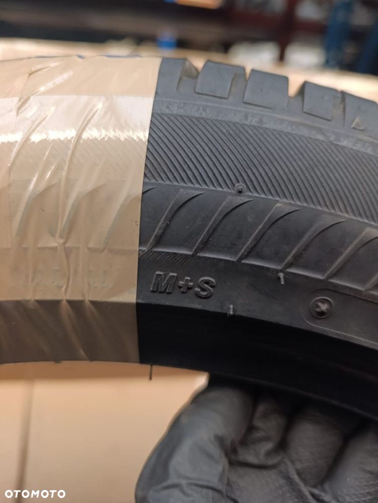 OPONY CAŁOROCZNE BRIDGESTONE DRIVEGUARD 245/45/18 RUNFLAT 2X7.3MM PARA 2SZT - 8