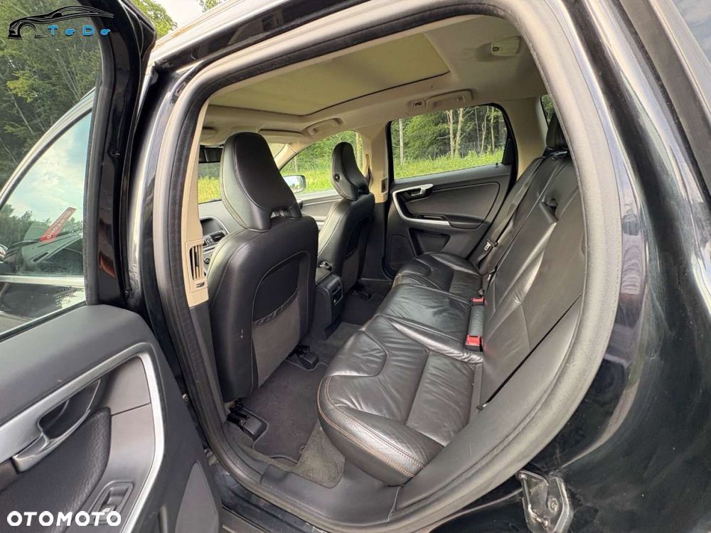Volvo XC 60 2.4D AWD Summum - 25